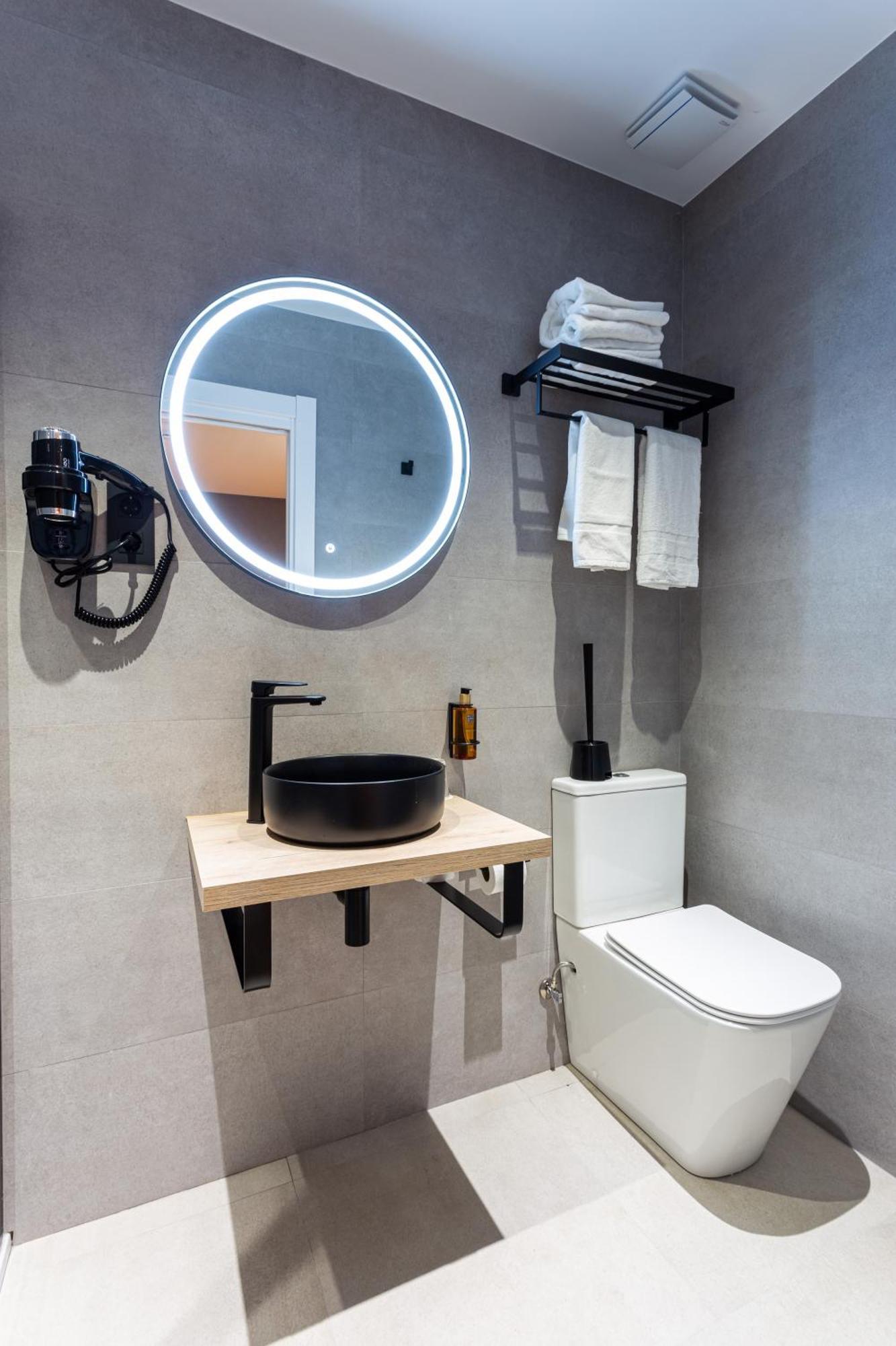Casual Fuentes Hotell Bilbao Eksteriør bilde