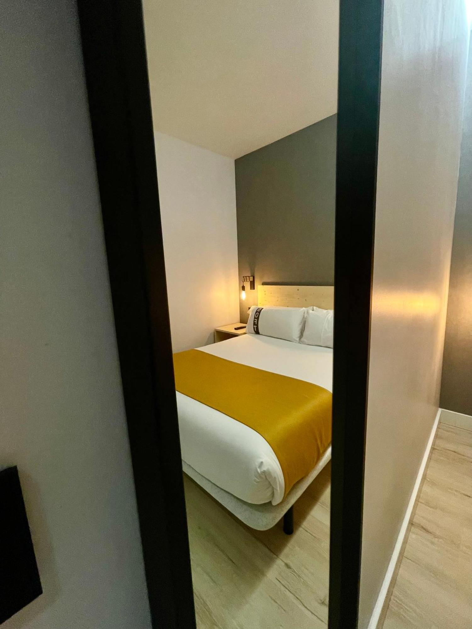 Casual Fuentes Hotell Bilbao Eksteriør bilde